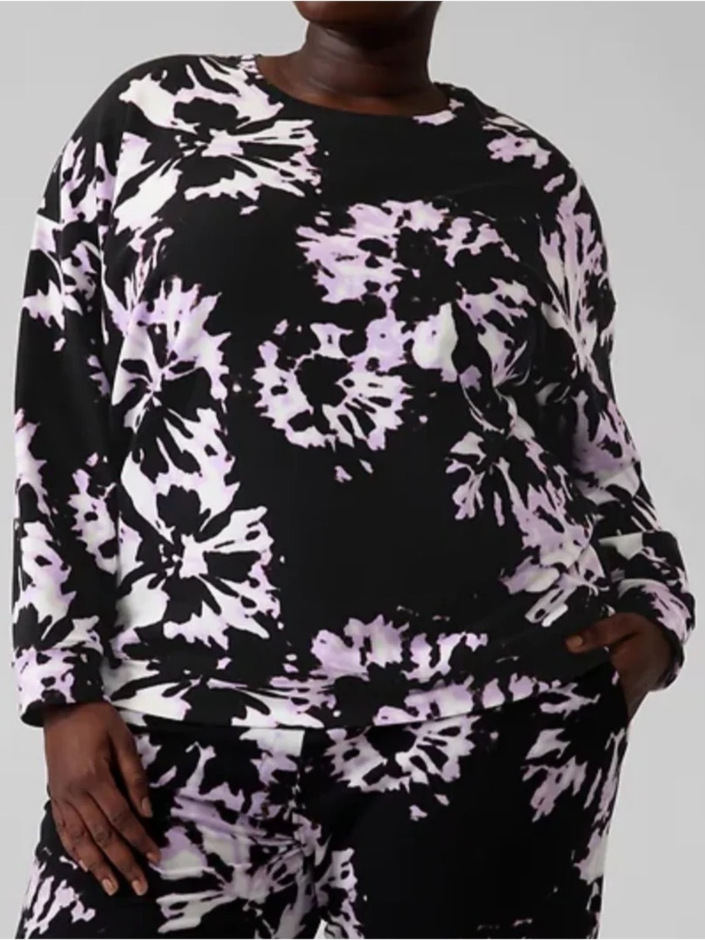 Athleta Willow Elfin Purple Tie-Dyed V-Neck Pullover & Matching Joggers - EUC